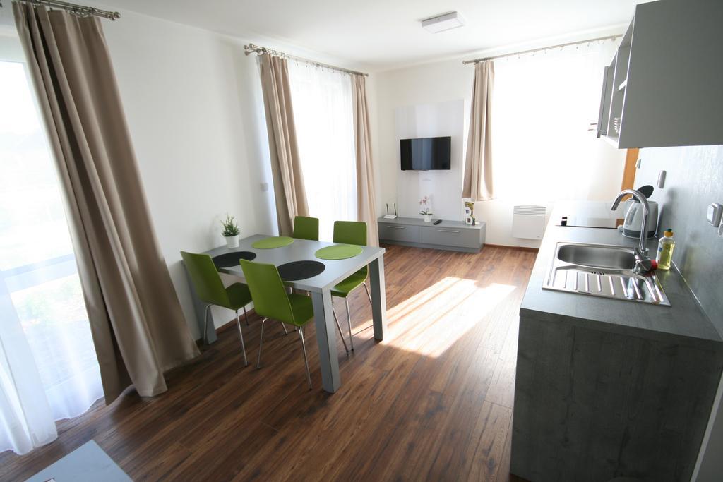 Apartmany Apollon Resort Lednice Exteriör bild